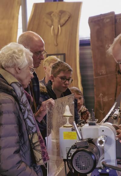 HuisHoutBeurs 2023 - Houtexclusief Waddinxveen, Exclusief hout uit voorraad leverbaar